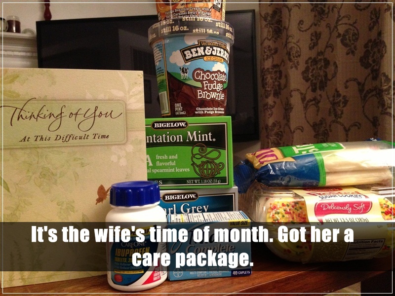 23. 在老婆生理期的時候，送她一個救濟包裹。(滿滿的甜食啊！)