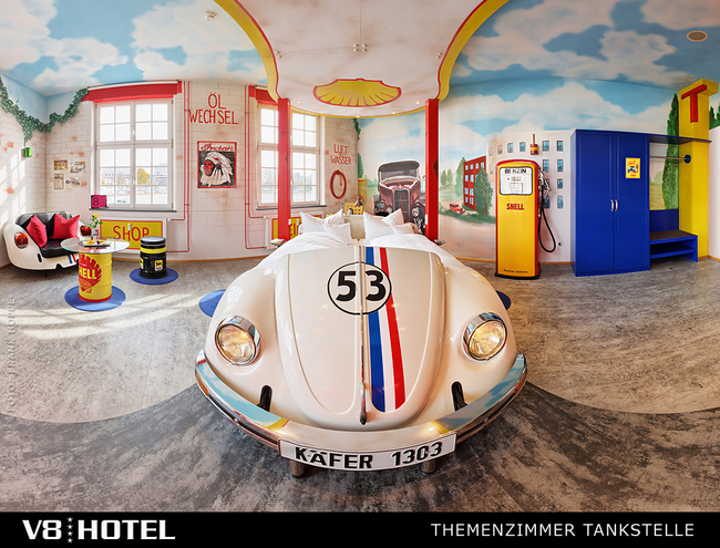 德國 伯布林根，V8飯店 (The V8 Hotel, Böblingen, Germany)