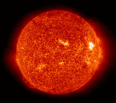 3. 从现在算起，十亿年后，太阳将扩展成一个红色巨大的样子，并让整个海洋干枯，摧毁所有地球上的生命。 而接下来的75亿年之内