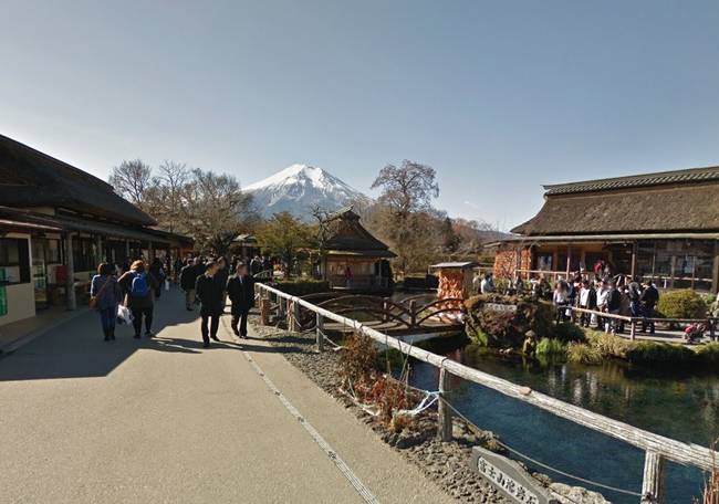 富士山的春天，日本  (Springs of Mt.Fuji - Oshino, Japan)
