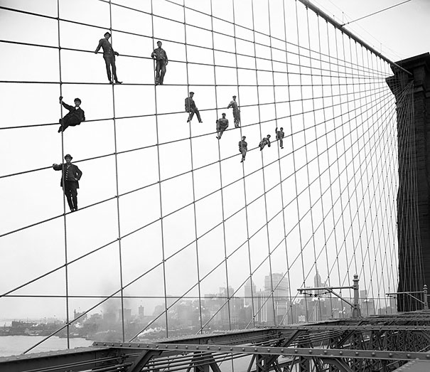 #17 1914年，布魯克林大橋的油漆工。
