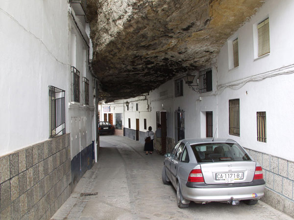 setenil city under rock 2 Rock Overhangs Integrated in Local Architecture: The Town Under Rocks in Spain