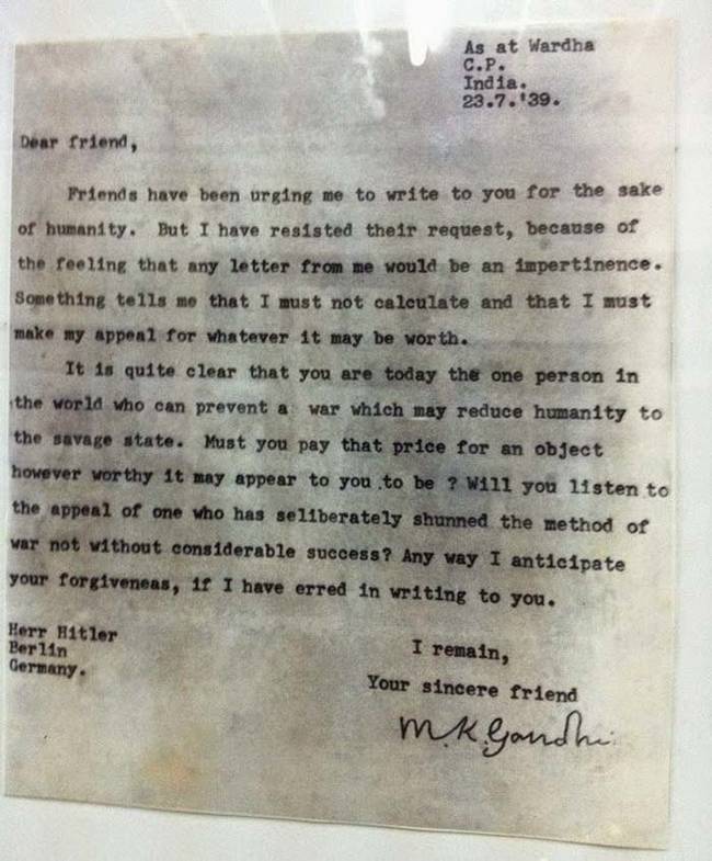 939年，甘地 (Gandhi) 寫給希特勒 (Adolf Hitler) 的信。