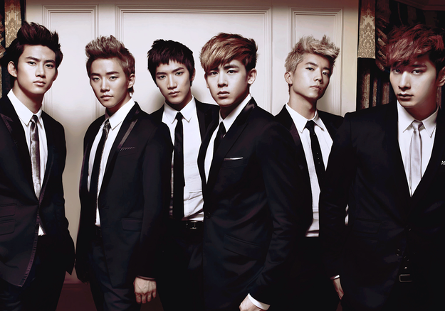 The gorgeous gang of men that make up 2PM.10. 2PM簡直就是史上最華麗的男神天團之一。