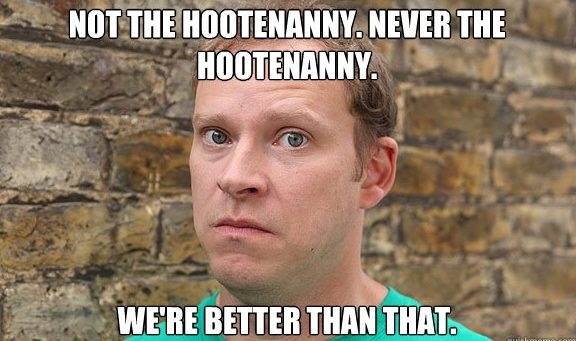 看由裘斯‧荷蘭 (Jools Holland)所製作的音樂歌唱節目－Hootenanny，雖然真的不怎麼好看。
