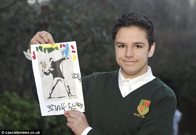 在英國，一位14歲的學生Ben Azarya在火車上幫了一位陌生人撿起他袋子掉下來的顏料。對方聲稱他自己叫做Robin Banks (與班克斯的名字有所連結)，然後把一幅親筆簽名的畫作影本交給他，告訴他這價值96萬台幣 (£20,000英鎊)，然後說：「祝你有個美好的一生。」