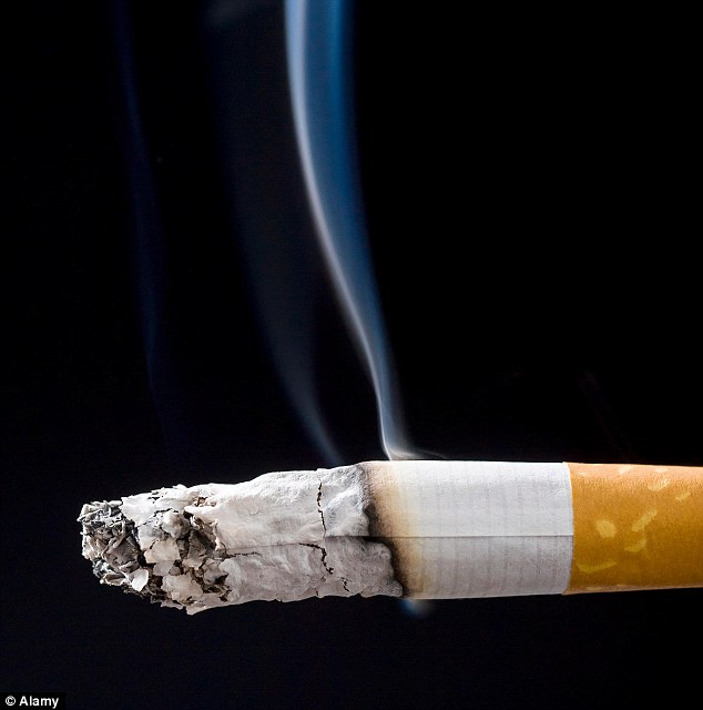 而在台灣，抽煙人口大約有超過430萬，每5個癌症死亡人口就有1個是死於肺癌，肺癌已經連續多年位是台灣癌症死因的第一名。