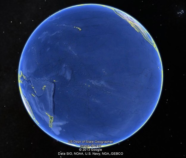 Speaking of water, this is how big the Pacific Ocean actually is: