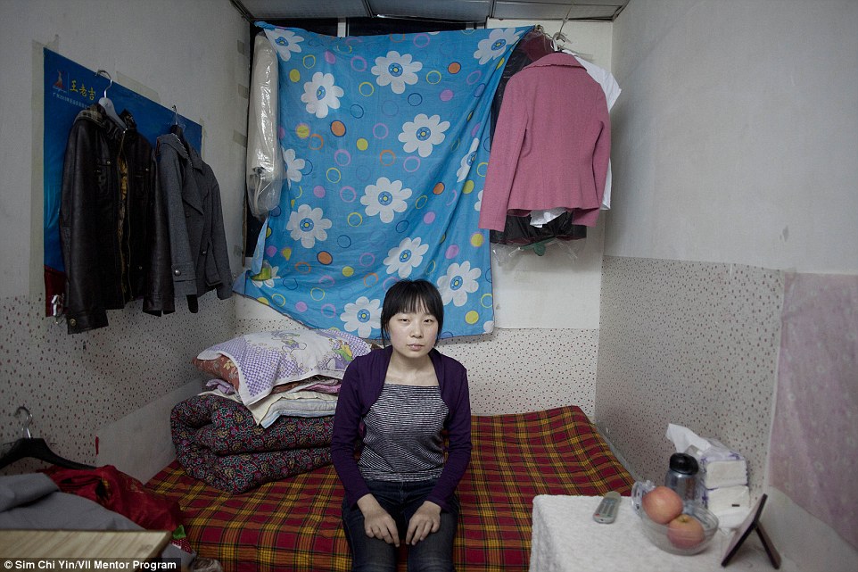 27歲的Shang Lanian和丈夫因為缺錢而搬到這裡，他們的5歲兒子則寄養在她山東的父母那邊。