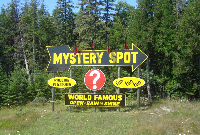 美國密西根州的"St. Ignace Mystery Spot (聖伊尼亞斯神秘地點) "
