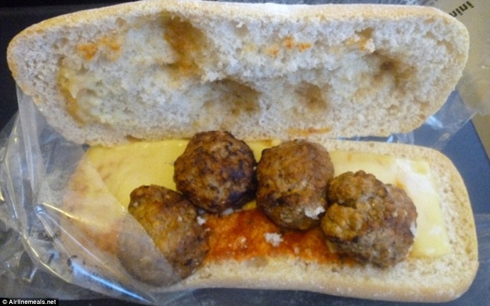 Ryanair served this disappointing meatball sub to a guest, who promptly uploaded to name and shame the airline 