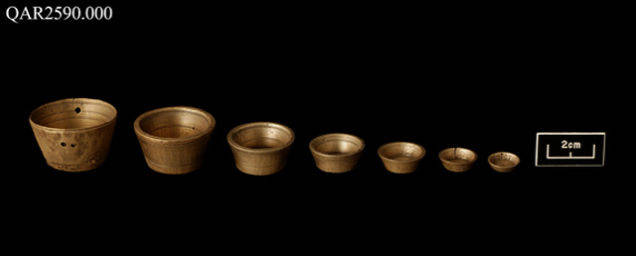 Nesting bowls: These were also used in the making of the medicine. Interestingly, these bowls were designed similar to nesting dolls, making the set a lot more portable.