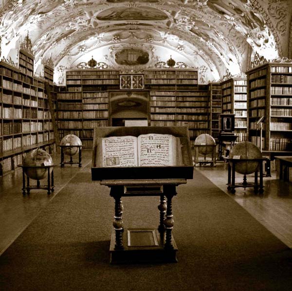 (Strahov Monastery Library in Prague)