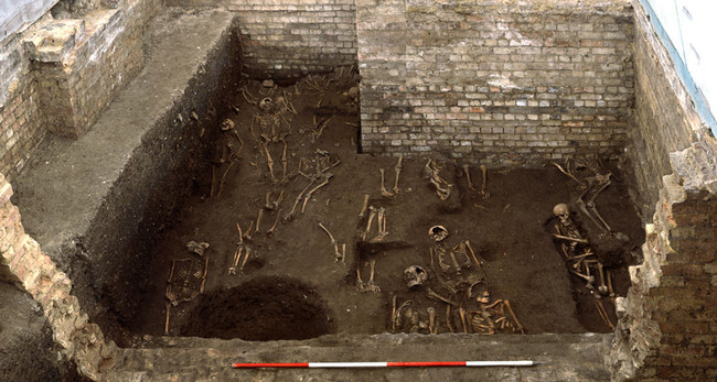 When archaeologists dug in, they were shocked to find 400 complete skeletons.