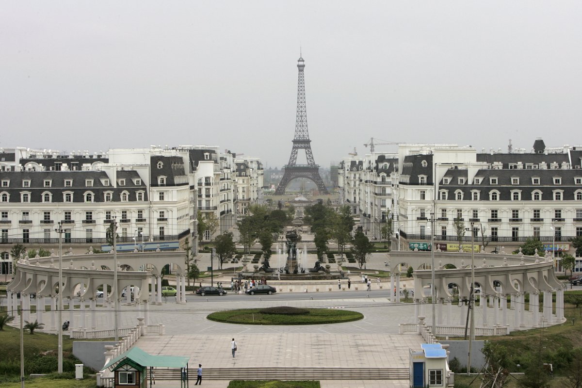 A residential area was built around a replica of the Eiffel tower.