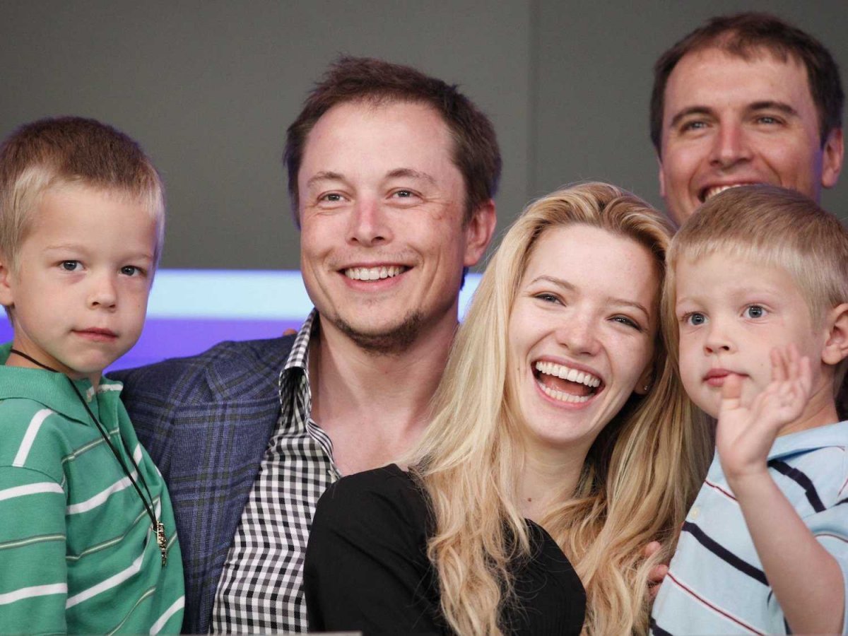 Elon Musk spends time with his kids.