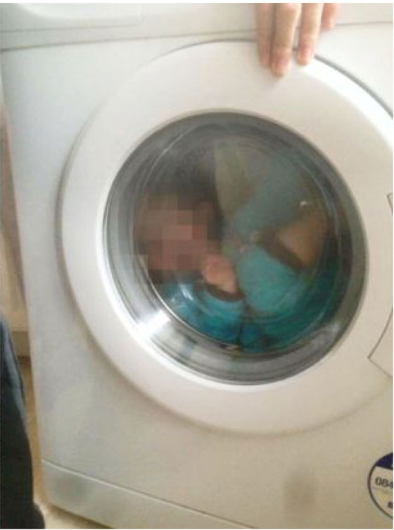 Mum+Posts+Picture+Of+Little+Boy+With+Downs+Syndrome+In+A+Washing+Machine