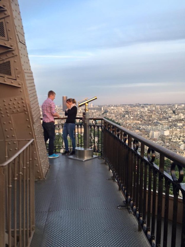 "Saw this guy propose to this girl on the Eiffel Tower Sunday," Bohn wrote on her Facebook. "I wanted to send them the pics but was stuck in line. Help me find them!"