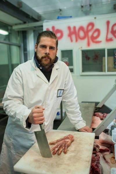 庆祝《恶灵古堡6》发售 伦敦「人肉专卖店」开张？！