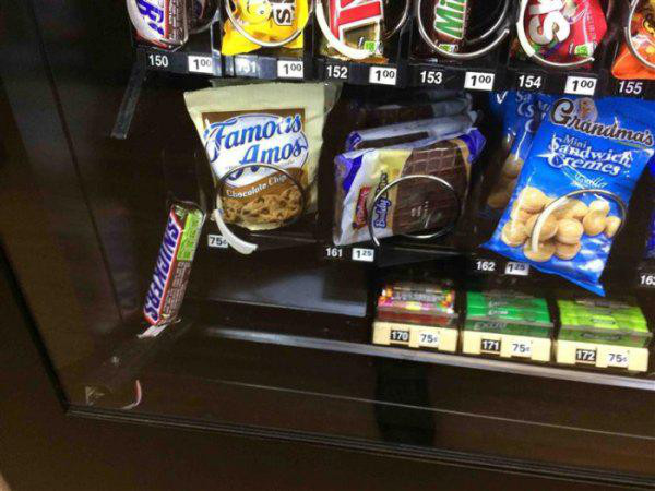 shit happens depressing photos 4 And you thought you were having a sh***y day (36 Photos)