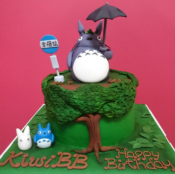 Totoro Cake