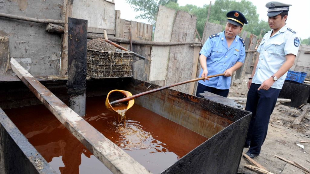 sewer-cooking-oil-china-3