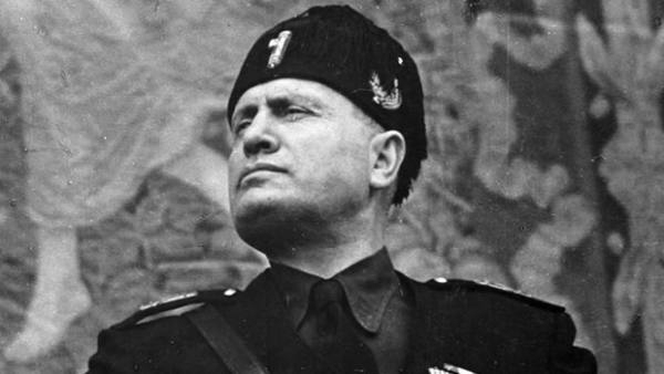 Benito Mussolini believed that eating was an activity which you had to devote your complete attention to, and you should not eat in front of others. After being diagnosed with a stomach ulcer, his new diet consisted of fruit and up to a gallon of milk a day.