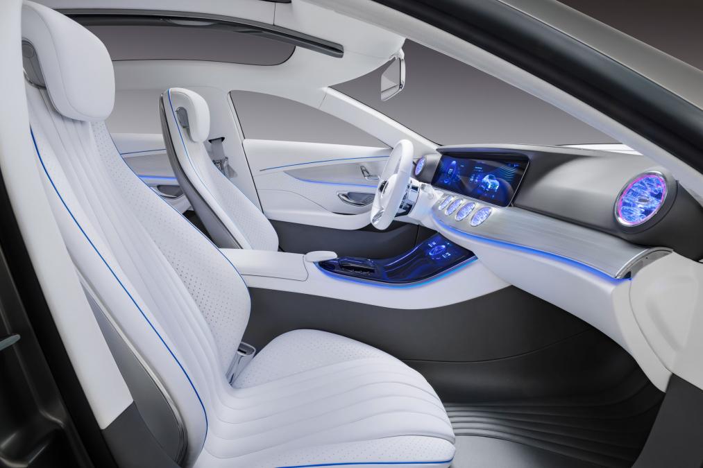 Mercedes IAA Concept - interior