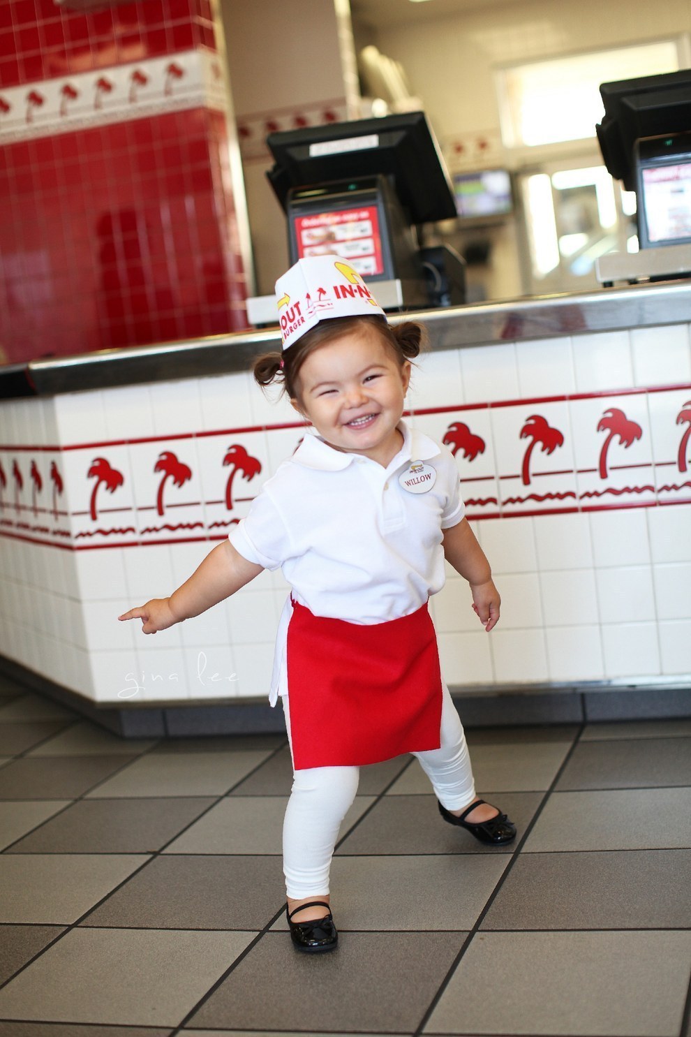 An In-N-Out employee…