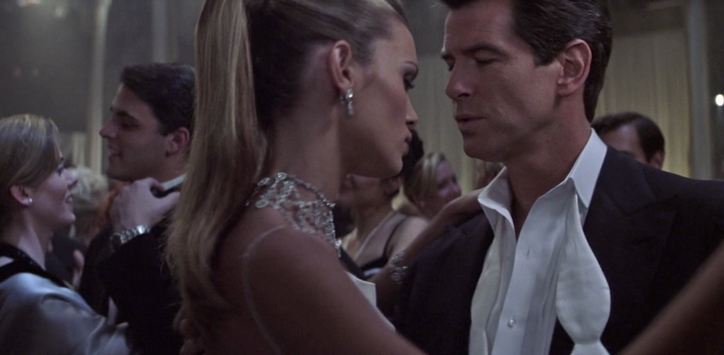 When Pierce Brosnan signed up to play James Bond for "Goldeneye," his contract actually stated that he wasn't allowed to wear a tuxedo in any other film. 