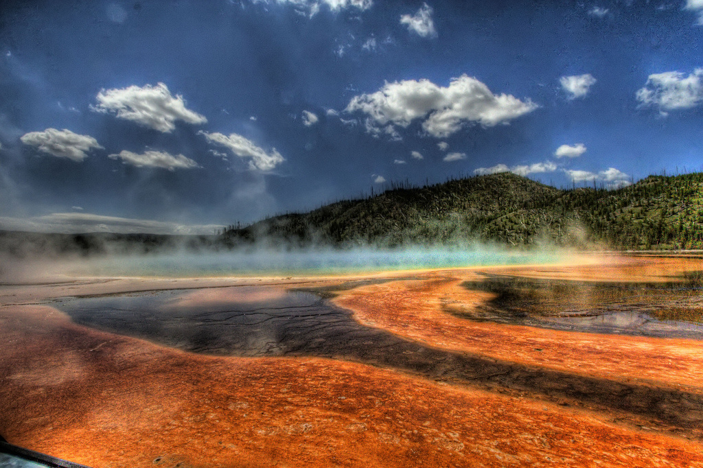 The volcanic system beneath Yellowstone National Park holds enough lava to fill 11 Grand Canyons.