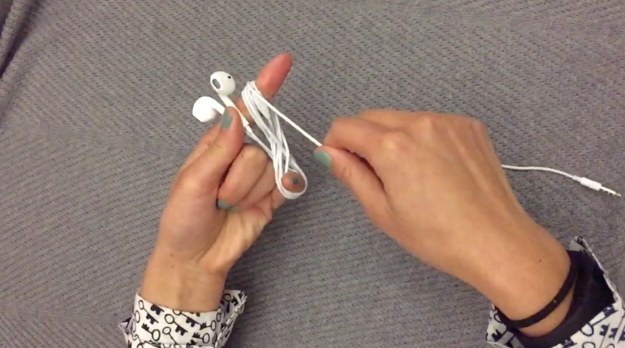 Learn how to wrap your Apple earbuds so they don't get tangled.