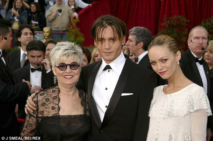  Johnny Depp and his mother Betty Sue Palmer,