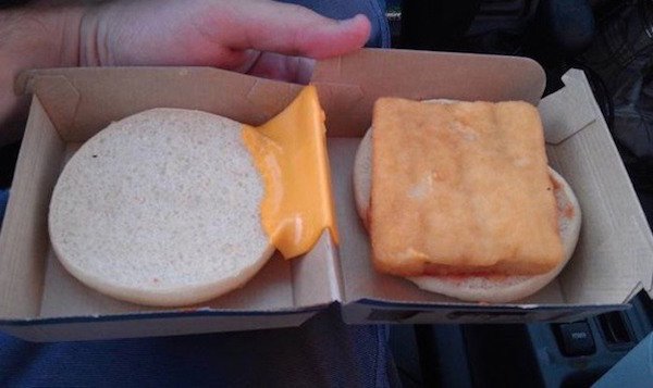 20 funny fast food fails that will make you want to eat at home 17 Some hilarious food preparation fails (31 Photos)