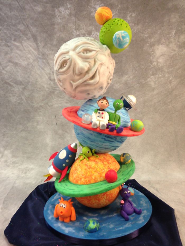 Out Of This World Gravity Defying Cake