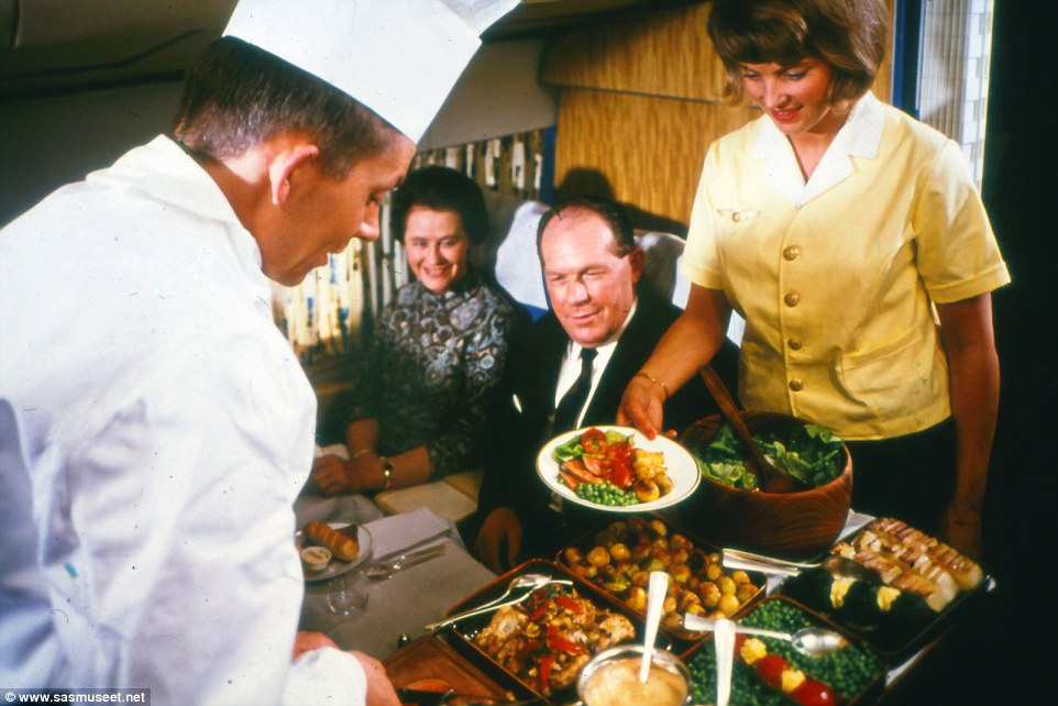 Perhaps it was a time before serious turbulence in the air but this picture taken in the 70s shows a chef plating up from a trolley where all of the food is on display