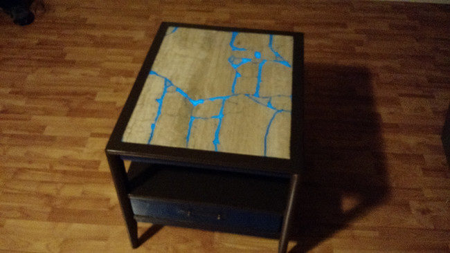 Instead of throwing out a broken slab of marble, this crafter added glowing resin and made it a <a href="http://imgur.com/t/diy/KUBam" target="_blank">coffee table</a>.