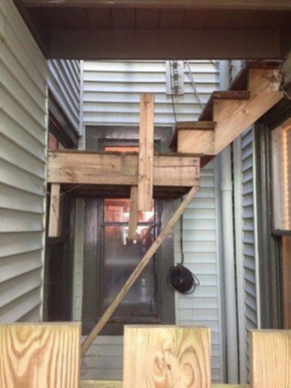 terrible construction mishaps fails 14 Thank God our country was not founded on construction like this...(35 Photos)