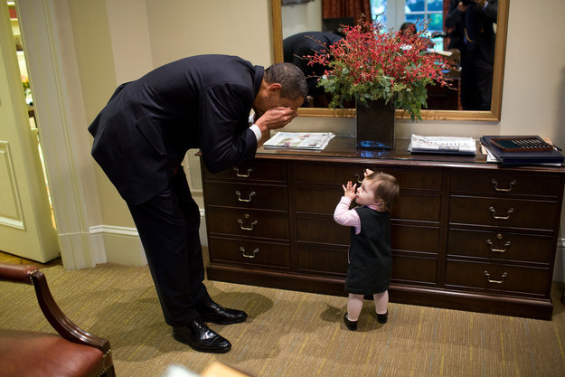 But Obama seems to genuinely enjoy his time goofing off with tiny, adorable mini-people.