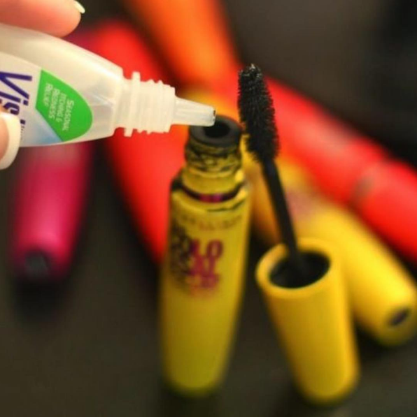 Add some eye drops to mascara to remove any clumps and to loosen the sides when it's on its last stretch.