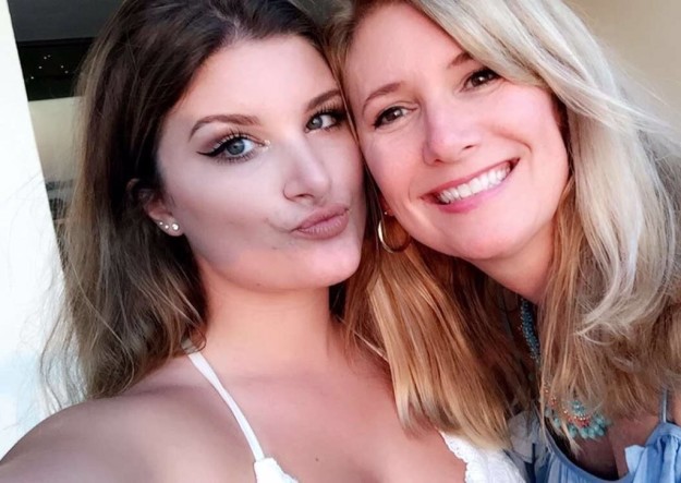 Taylor Hannon, a 19-year-old from Fort Lauderdale, Florida, was out with her friends on Monday night when her mom Cheryl texted her asking if she was going to be home for dinner.