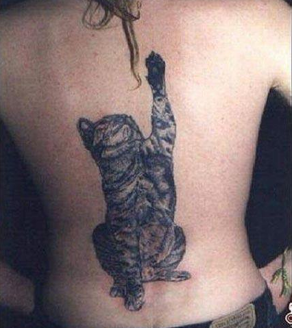 The tattoo perfect for cat lovers:
