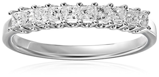 A sparkling band that'll become a family heirloom.