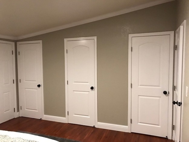 These awkwardly-placed closets...