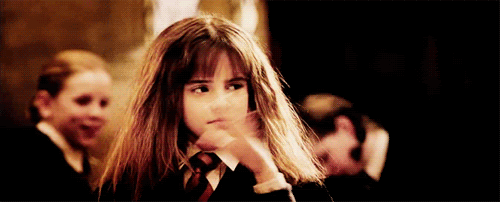 19 Little Things That Ruin Your Day If You're A Girl Under 5'3&quot;