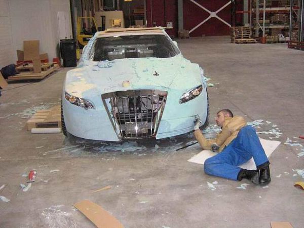 guy turns scrapyard junker into luxury sports car 44 photos 210 Guy turns scrapyard junker into luxury sports car (44 Photos)