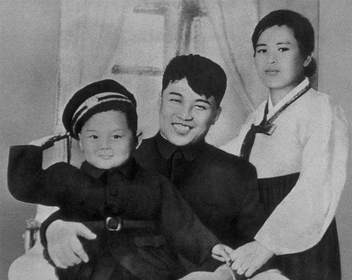 Kim Jong-il With His Father, Kim Il-sung, And His Mother, Kim Jong-suk In 1945