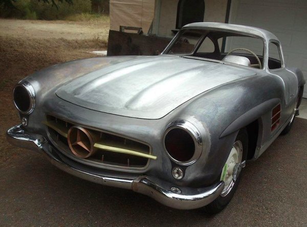 z1 gullwing mercedes 300 sl diy 600 3 Aussie hand built legendary “Gull wing” Mercedes 300 SL (41 Photos)